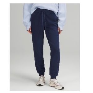 Lululemon Scuba Jogger Sz. 14